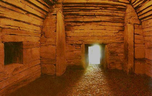 Maeshowe ancient chambered tomb in Scotland - romance author Linn Chapel- my blog